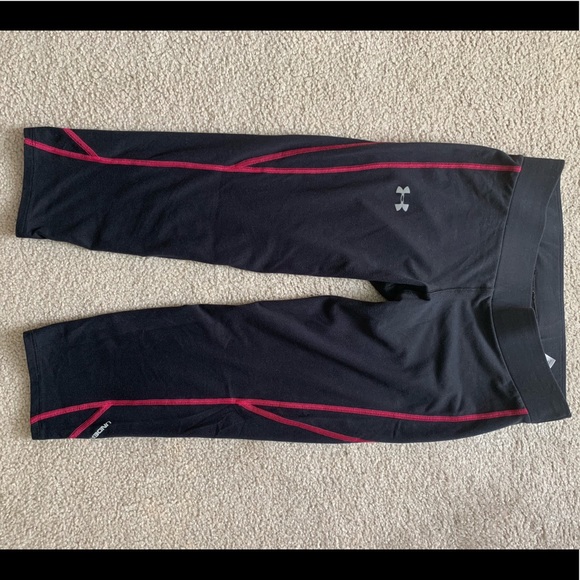 Under Armour Capri Workout Pant - Picture 5 of 7